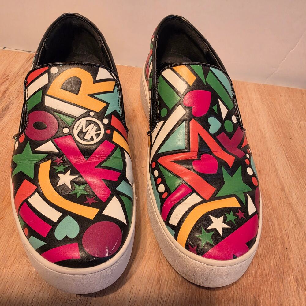 Micheal Kors Trent Slip-on Sneakers multi graphic print with hearts/stars 6.5